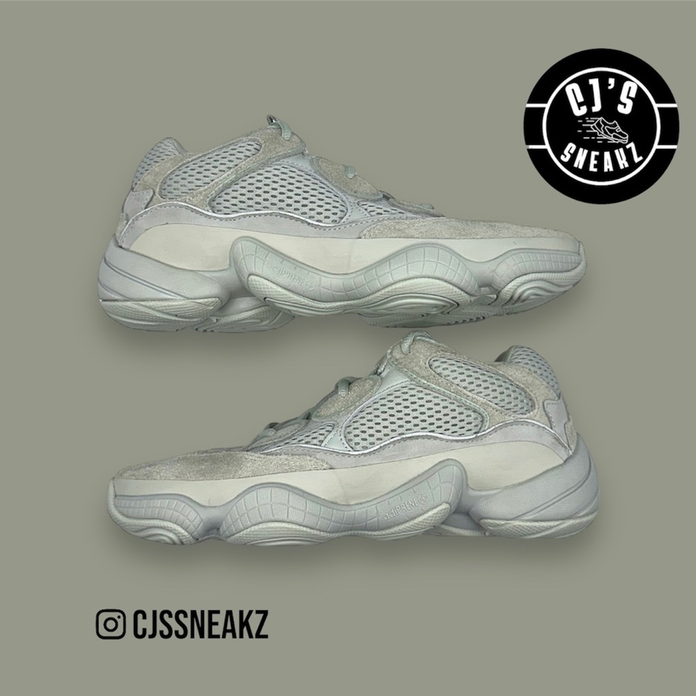 Authentic Yeezy 700 ‘Salt’ Size 7 Mens Brand New!